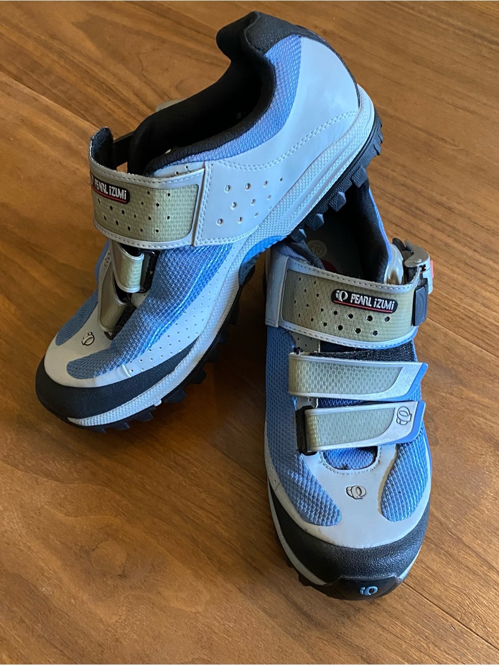 Pearl Izumi Women’s Light Blue and Gray Cycling Sneakers - Velcro Straps